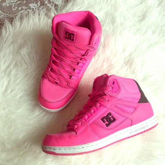 hot pink dc shoes
